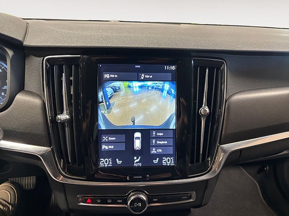 Volvo V90 Cross Country 20 of 21