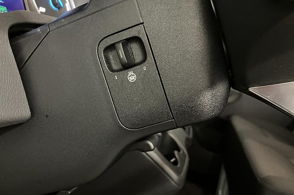 Mercedes-Benz eSprinter 420 24 of 24