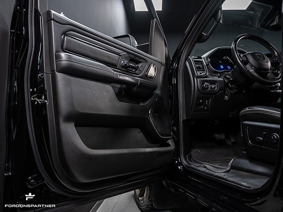 Dodge RAM 1500 16 of 30