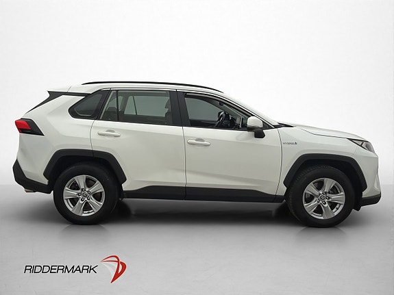 Toyota RAV4 9 of 30