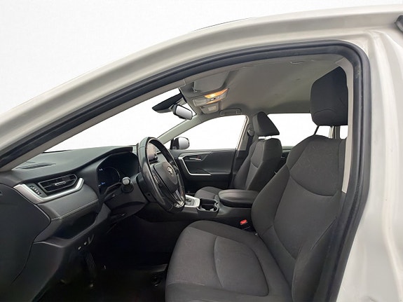Toyota RAV4 11 of 30