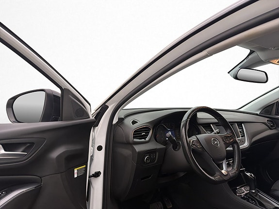 Opel Grandland X 11 of 27