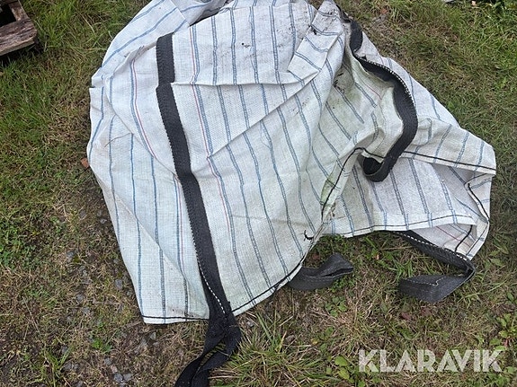Vedsäckar 1000-1250kg säckar ca 100st 2 of 6