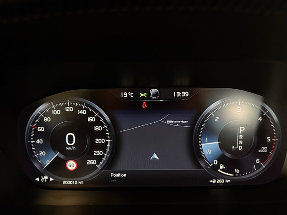 Volvo XC60 17 of 21