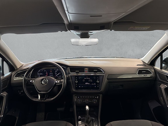 Volkswagen Tiguan Allspace 12 of 30