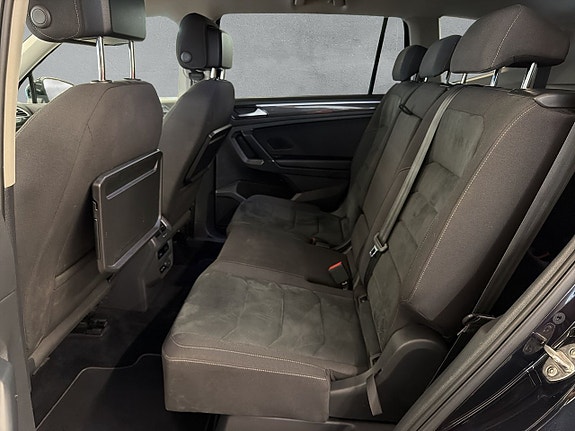 Volkswagen Tiguan Allspace 11 of 30