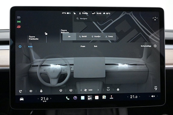 Tesla Model Y 14 of 27