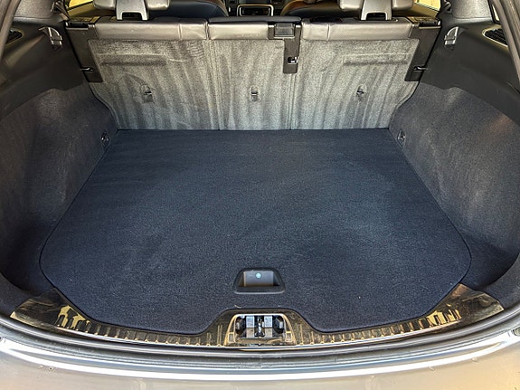 Volvo V60 Cross Country 29 of 29