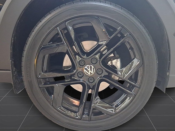 Volkswagen Taigo 9 of 15