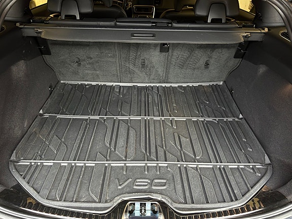Volvo V60 Cross Country 25 of 25