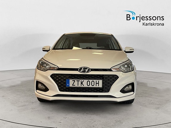Hyundai i20 5 of 11