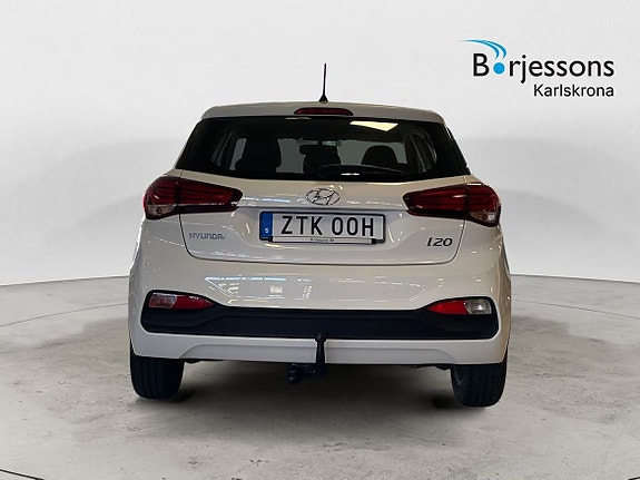 Hyundai i20 4 of 11