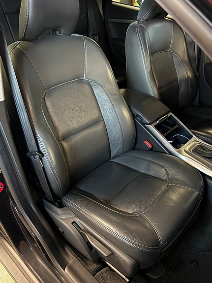Volvo XC70 15 of 30