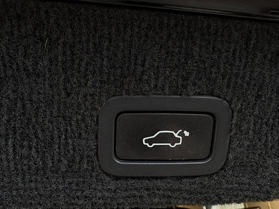 Volvo XC70 24 of 30