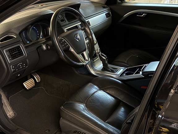 Volvo XC70 21 of 30