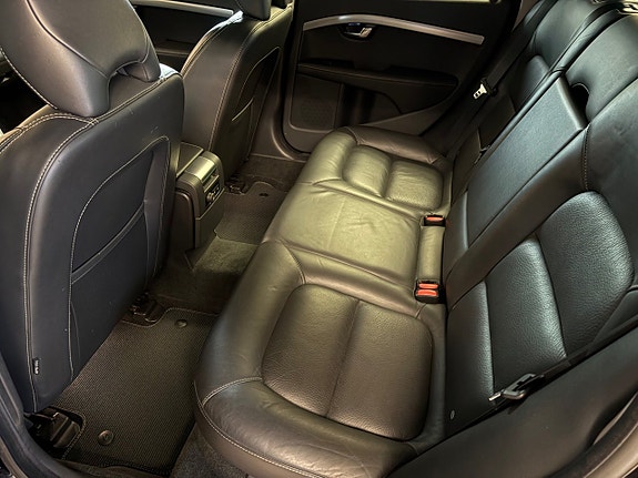 Volvo XC70 16 of 30