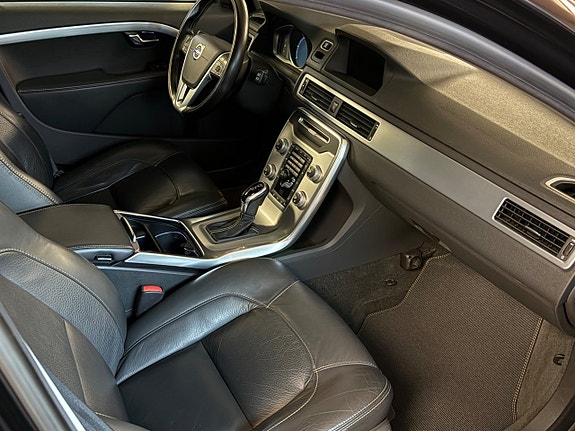 Volvo XC70 20 of 30
