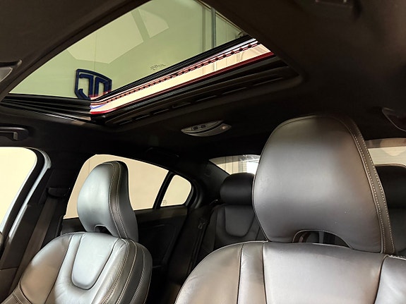 Volvo S60 10 of 22