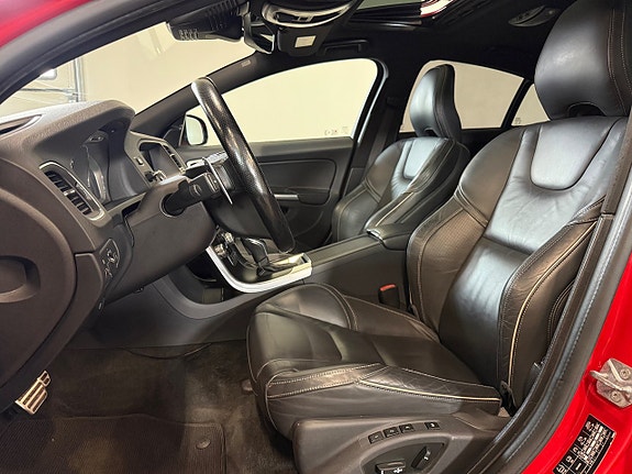 Volvo S60 9 of 22