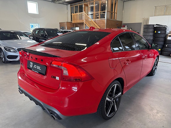 Volvo S60 20 of 22