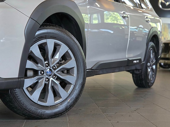 Subaru Outback 5 of 15