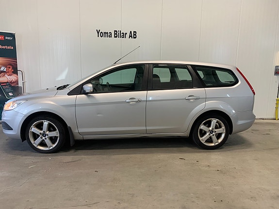 Ford Focus 2 of 10