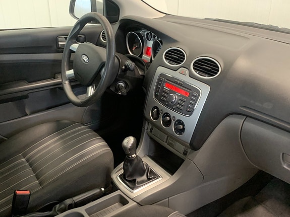 Ford Focus 5 of 10