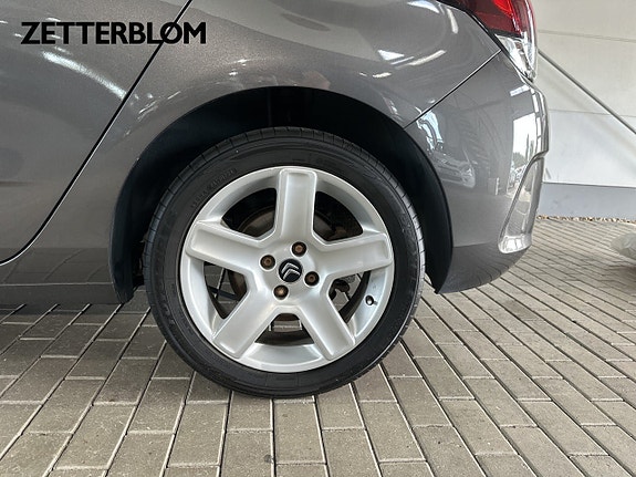 Citroen C4 13 of 16