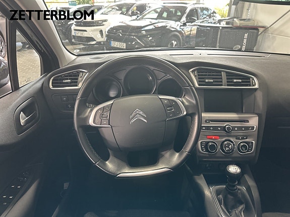 Citroen C4 12 of 16