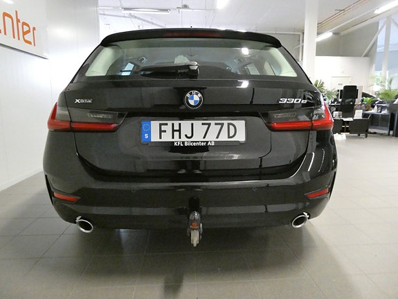 BMW 330e 7 of 27