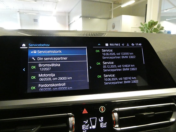 BMW 330e 23 of 27