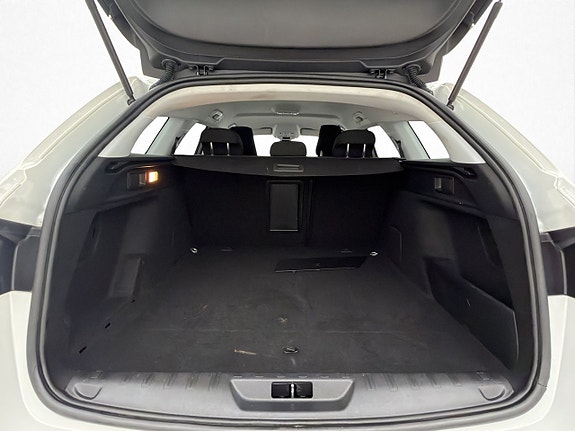 Peugeot 308 SW 30 of 30