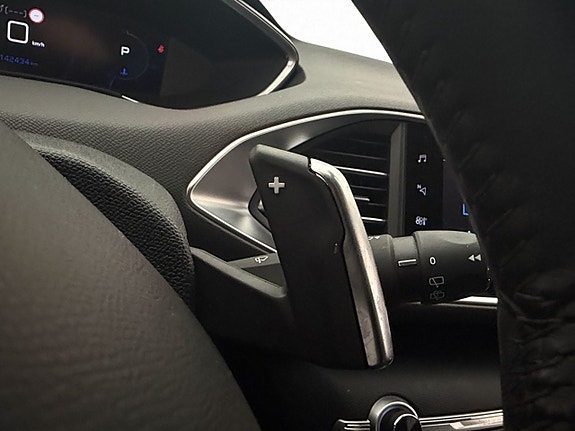 Peugeot 308 SW 23 of 30