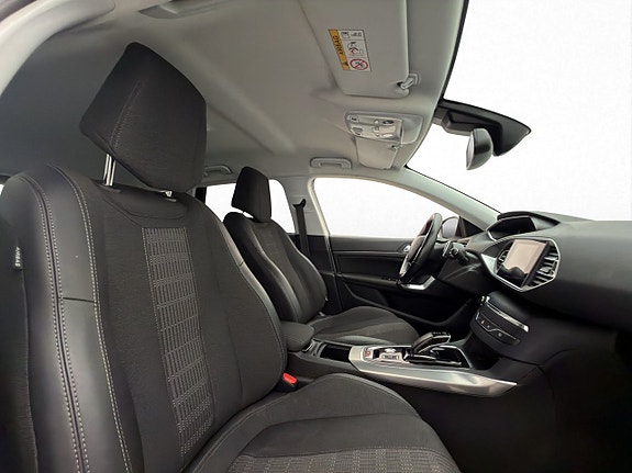 Peugeot 308 SW 15 of 30