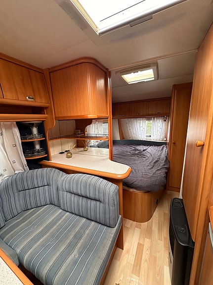 Hobby 560 Kmfe DE Luxe 4 of 8