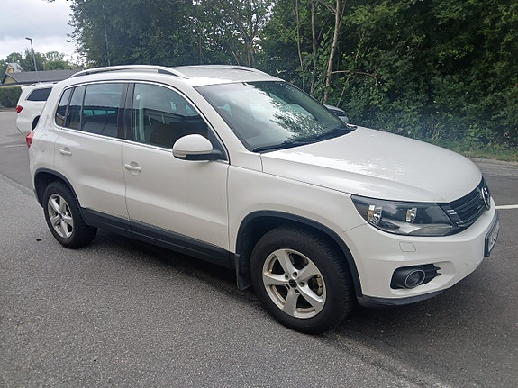 Volkswagen Tiguan 3 of 17