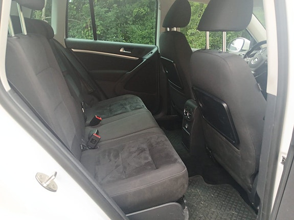 Volkswagen Tiguan 6 of 17