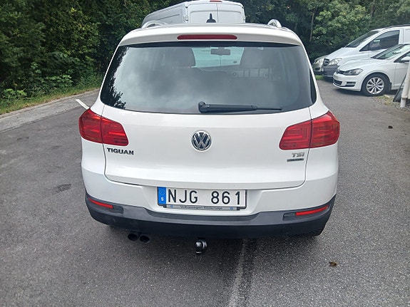 Volkswagen Tiguan 13 of 17