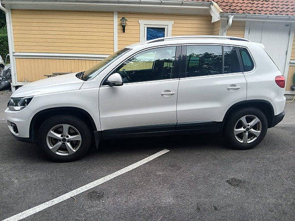 Volkswagen Tiguan 16 of 17