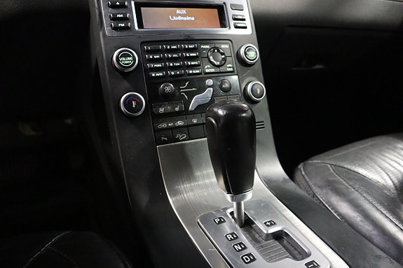 Volvo XC70 8 of 23
