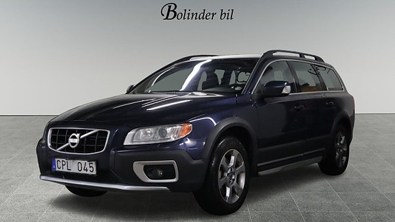 Volvo XC70 3 of 23