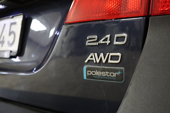 Volvo XC70 16 of 23