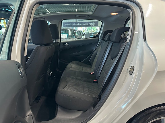 Peugeot 308 10 of 18