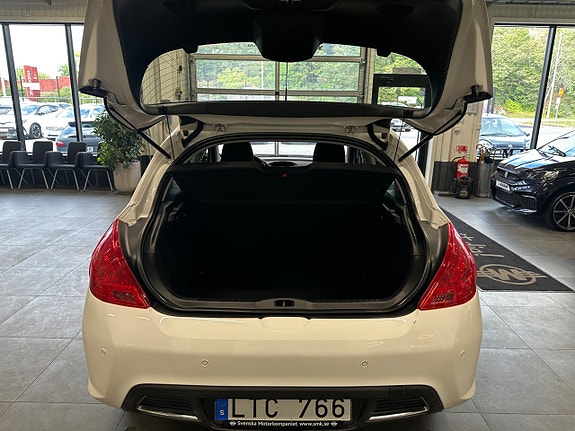 Peugeot 308 5 of 18