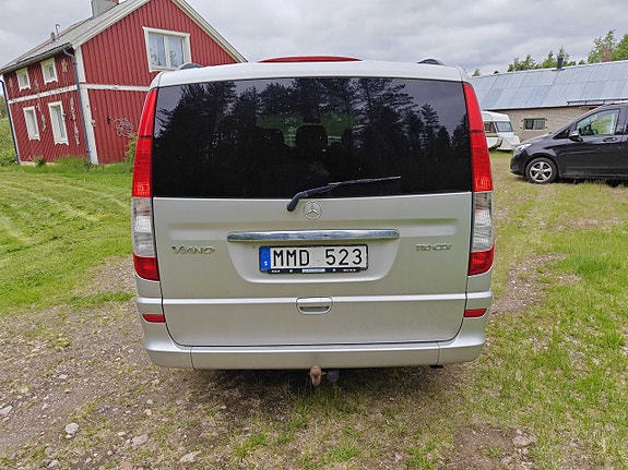 Mercedes-Benz V-Klass 4 of 6