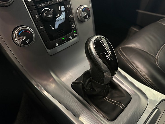 Volvo XC70 16 of 22