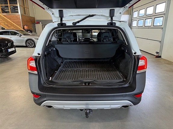 Volvo XC70 6 of 22