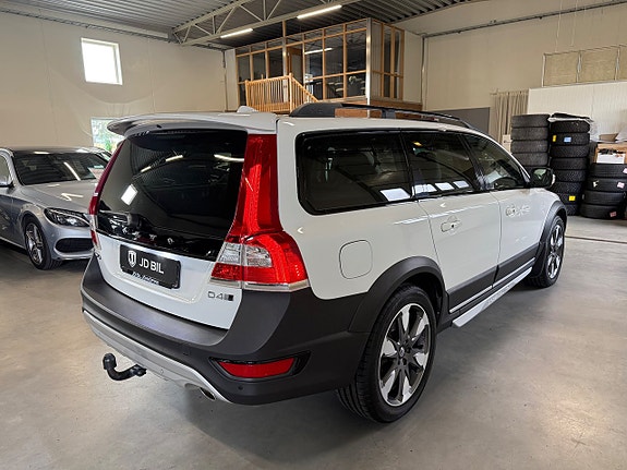 Volvo XC70 22 of 22