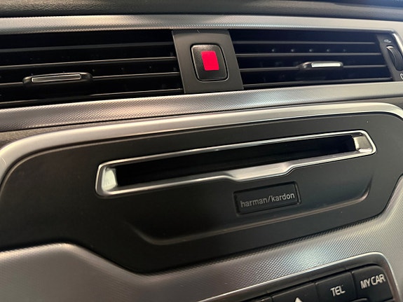 Volvo XC70 18 of 22