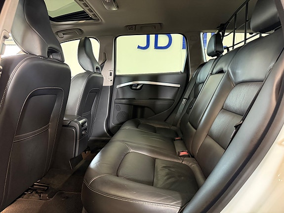 Volvo XC70 19 of 22